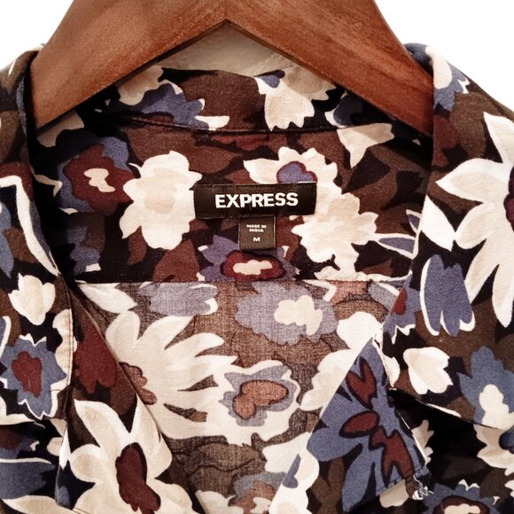 Express ★ Men's Rayon Short Sleeve Button-Up ★ Helsinki Gothic Floral Print - Picture 3 of 5